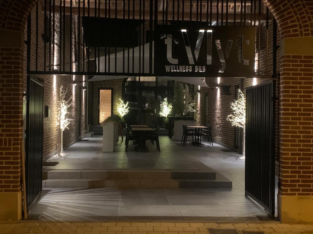 'T Vlyt Vakantiehuis-Wellness Bed & Breakfast Riemst Exterior photo